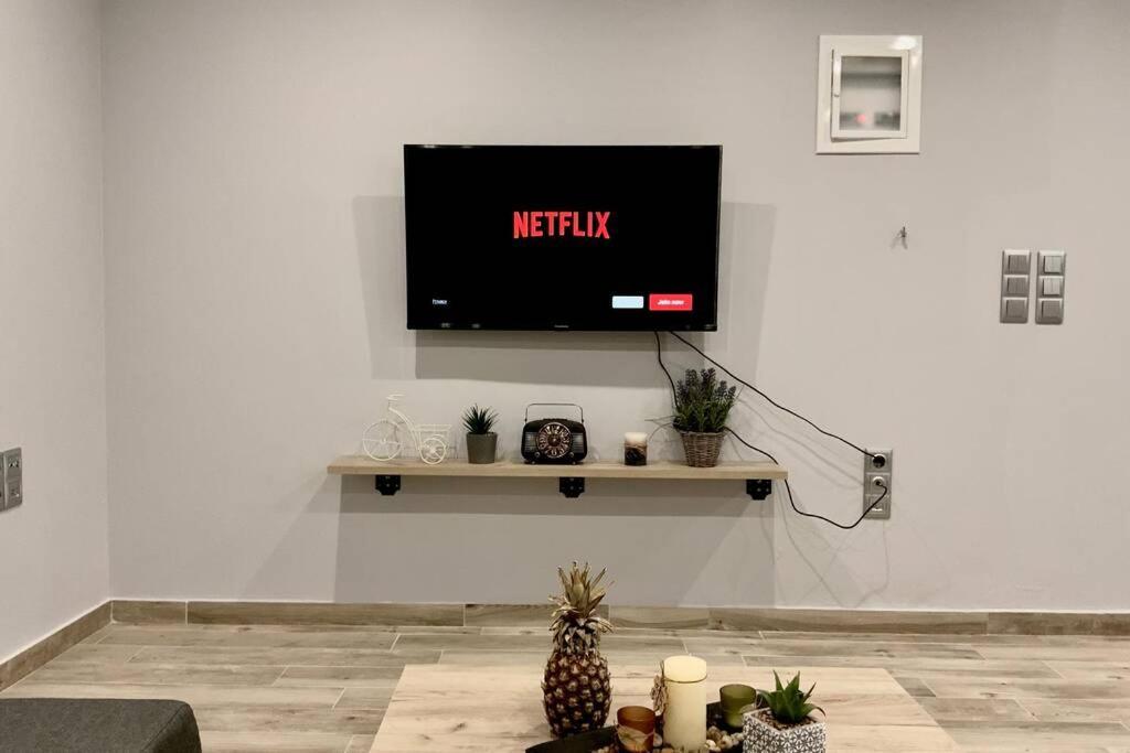 Ι Love Home Kalamáta Buitenkant foto